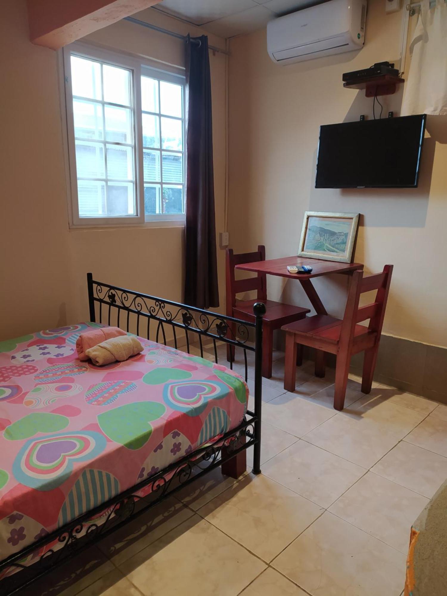 Sun Havens Apartments & Suites โบกัสทาวน์ ภายนอก รูปภาพ