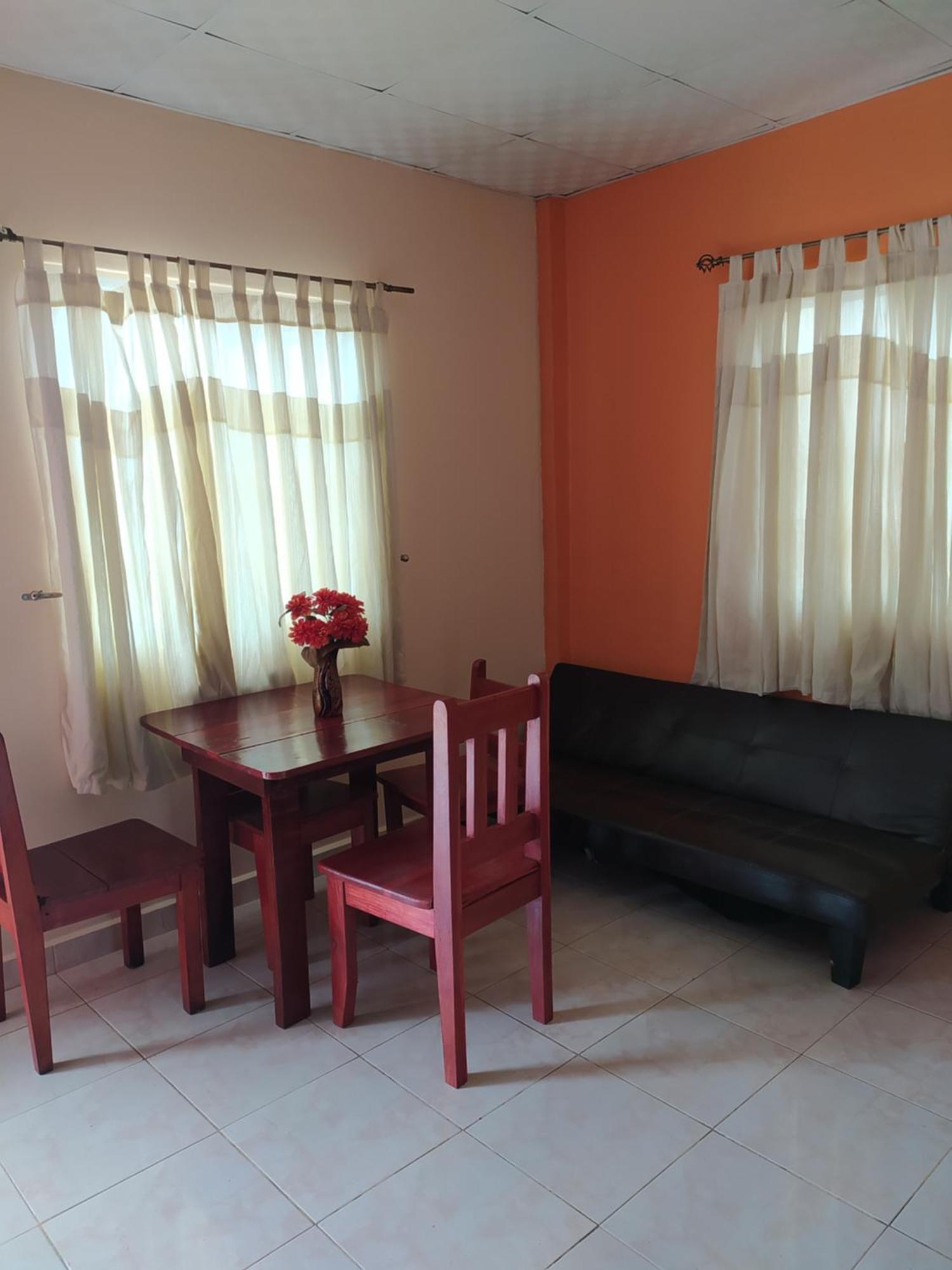 Sun Havens Apartments & Suites โบกัสทาวน์ ภายนอก รูปภาพ