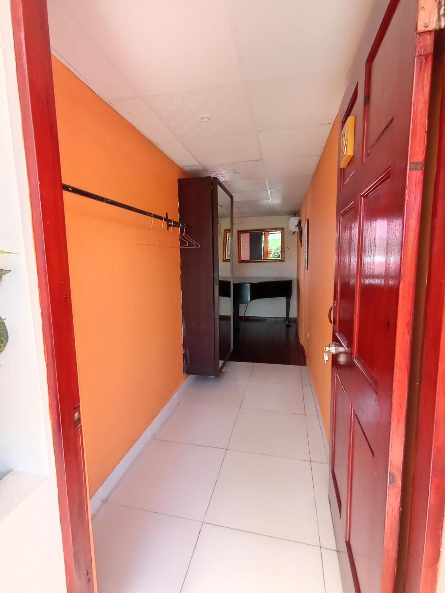 Sun Havens Apartments & Suites โบกัสทาวน์ ภายนอก รูปภาพ
